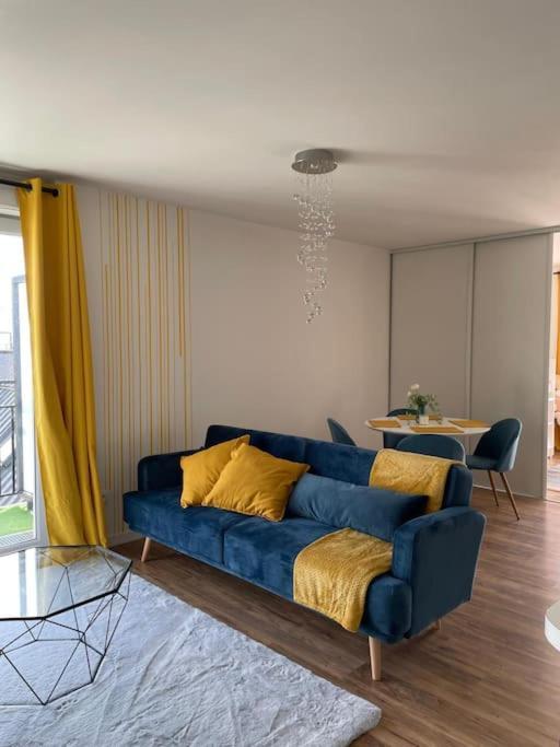 Appartement 3P Gare Terrasse Et Parking Prive Franconville  Εξωτερικό φωτογραφία